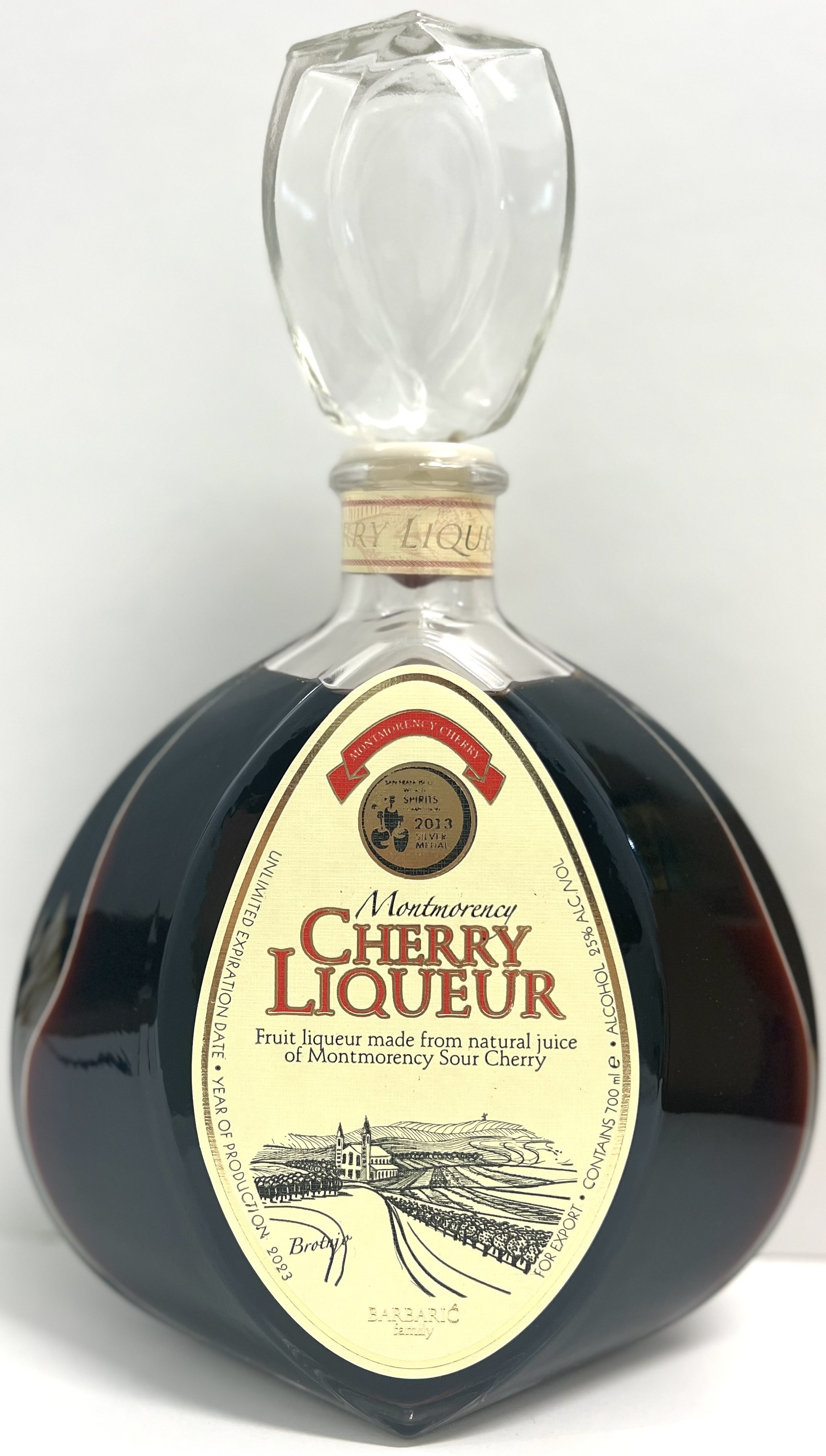 MONTMORENCY CHERRY LIQUEUR 750